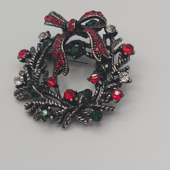 VTG Christmas Brooch 2PC Set Dark Silver Tone Red Green Tree Wreath Holiday Joy - Picture 6 of 16